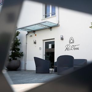 Motel-Residence O Pied A Terre Montilliez Exterior photo