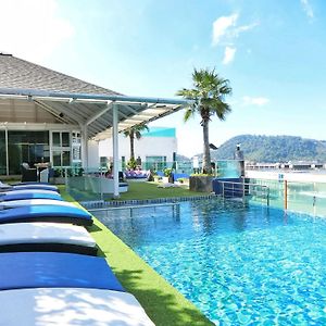 Sira Grande Hotel & Spa Patong Exterior photo