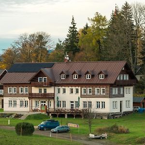 Penzion Sokolovna Apartment Korenov Exterior photo