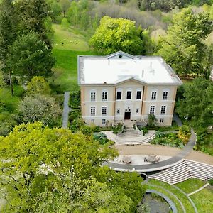 Chateau De Bezyl Bed & Breakfast Sixt-sur-Aff Exterior photo