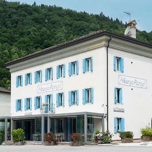 Albergo Parigi Arsie Exterior photo