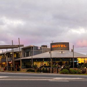 Station Motel Parkes Exterior photo