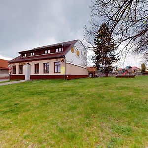 Penzion Pod Kolem Hotel Sosuvka Exterior photo