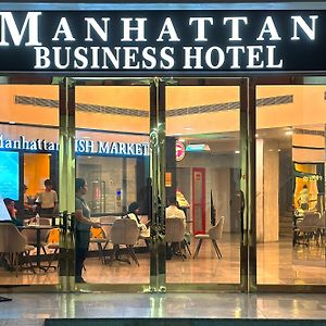 Manhattan Business Hotel, Male Exterior photo