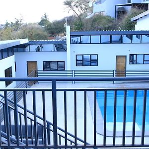 Charlcedoon Mansions Apartment Windhoek Exterior photo