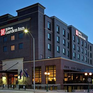 Hilton Garden Inn Lincoln Downtown/Haymarket Exterior photo