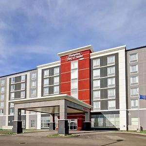 Hampton Inn & Suites - Medicine Hat Exterior photo