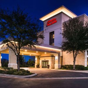 Hampton Inn And Suites Schertz Exterior photo