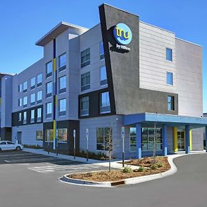 Tru By Hilton Burlington Hotel Exterior photo