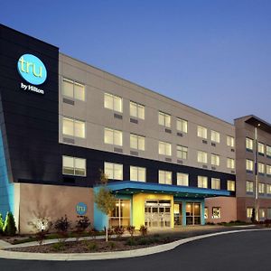 Tru By Hilton Milwaukee Brookfield Hotel Waukesha Exterior photo