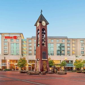 Hilton Vancouver Washington Hotel Exterior photo