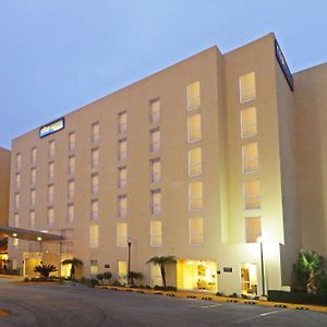 City Express By Marriott Tijuana Insurgentes Hotel Exterior photo