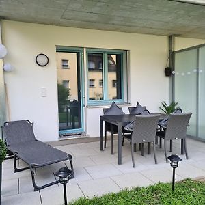 2 Bedroom - Kingsize Bett - Garten - Parken - Kueche Zurich Exterior photo