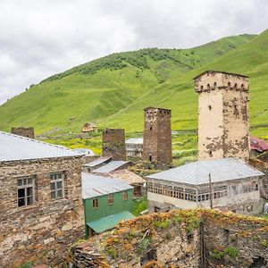 Babi & Tata'S House Hotel Ushguli Exterior photo