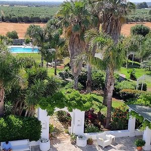 Masseria Boezio Ostuni Bed & Breakfast Torre Santa Sabina Exterior photo