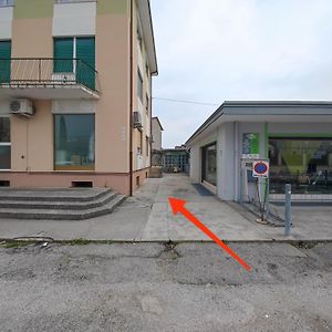 Modern Flat Per 6 Aviano Ac Parking Apartment Exterior photo