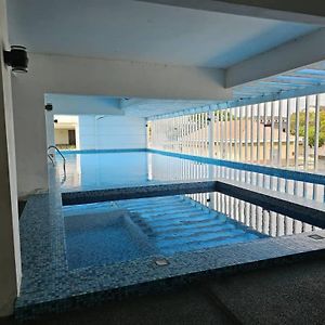 A&H Homestay Seberang Jaya With Swimming Pool & 3 Bedroom Ac Permatang Janggus Exterior photo