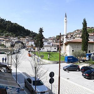 Guest House Cela City Centre Berat Exterior photo