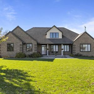 Kalbus House- Lake Access Across The Street! Villa Oshkosh Exterior photo