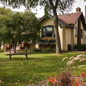 Ha Whitney Inn Columbus Exterior photo