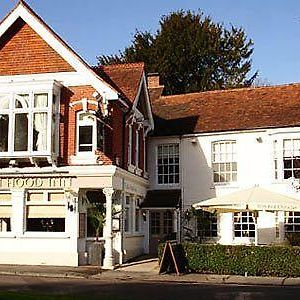 The Robin Hood Inn Rowland's Castle Exterior photo