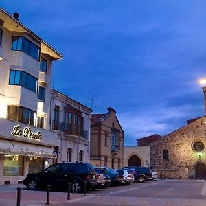 Hotel Restaurante La Peseta Astorga Exterior photo