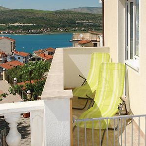 1 Bedroom Lovely Apartment In Mastrinka Trogir Exterior photo