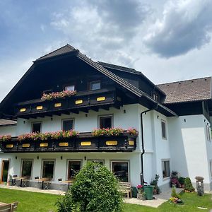 Landhaus Lungau Hotel Sankt Michael im Lungau Exterior photo