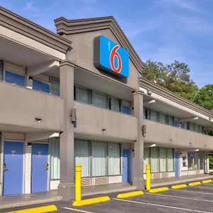 Motel 6 Morgantown Exterior photo