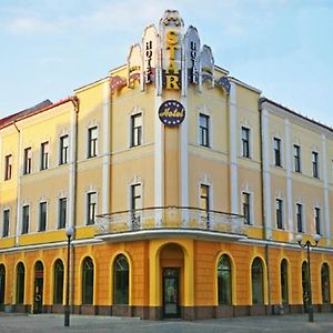 Hotel Star Mukacheve Exterior photo