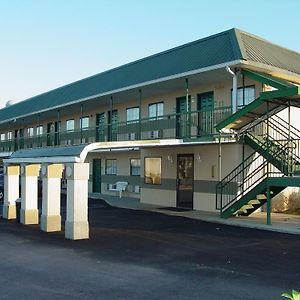 Garden Inn & Suites Rockmart Exterior photo