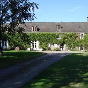 Manoir De Pommery Bed & Breakfast Sixt-sur-Aff Exterior photo