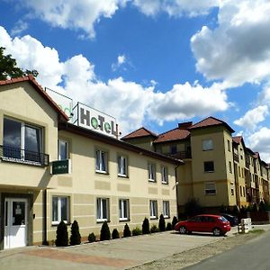 Endhotel Bielany Wroclawskie Exterior photo