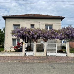 Logement Au 1Er Etage D'Une Maison Avec Jardin Apartment Le Fossat Exterior photo