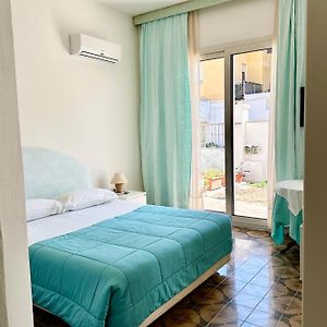 Garden House Bed & Breakfast Olbia Exterior photo