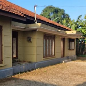 Holiday Bungalow For Rent, Inuvil, Jaffna Hotel Uduvil Exterior photo