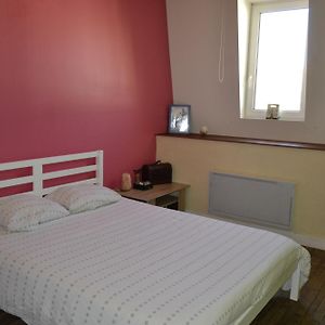 Chambre Cosy Pour 2 Personnes Bed & Breakfast Chef-Boutonne Exterior photo