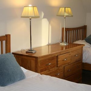 Bcc Loch Ness Cottages Drumnadrochit Room photo