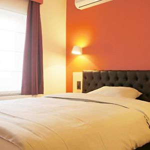 Belrom Hotel Sint-Truiden Room photo