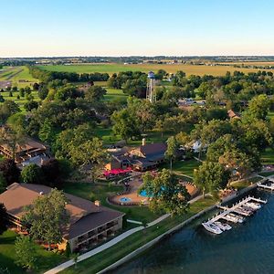 Lake Lawn Resort Delavan Exterior photo