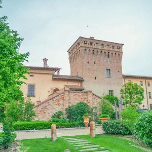 Hotel La Tavola Rotonda Cortemaggiore Exterior photo