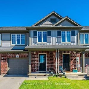 Welland Ontario, 5 Bedroom Home Near Niagara Falls Exterior photo