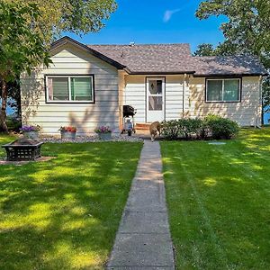 Lakefront Pelican Rapids Cabin With Boat Dock! Villa Dunvilla Exterior photo