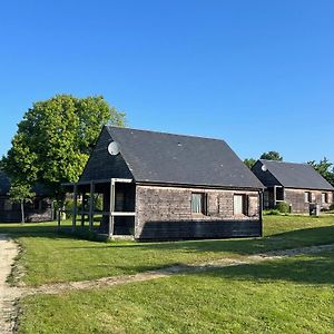 Les Lodges De Sainte-Suzanne Exterior photo