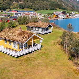 Awesome Home In Fjaerland Exterior photo