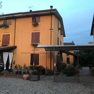 Cascina Aguzzafame Villa Carmiano  Exterior photo