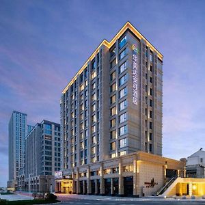 Ramada Encore By Wyndham Wuhan Caidian Hotel Exterior photo