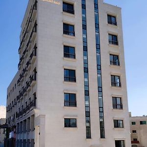 Alshakreen Suites Amman Exterior photo