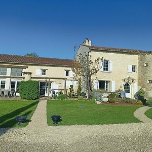 Gite De Charme Dans Ancienne Seigneurie Villa Le Pin-Saint-Denis Exterior photo