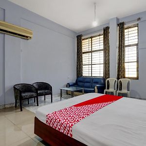 Kolhar Yatri Nivas Boarding And Lodging Hotel Bagalkot Exterior photo